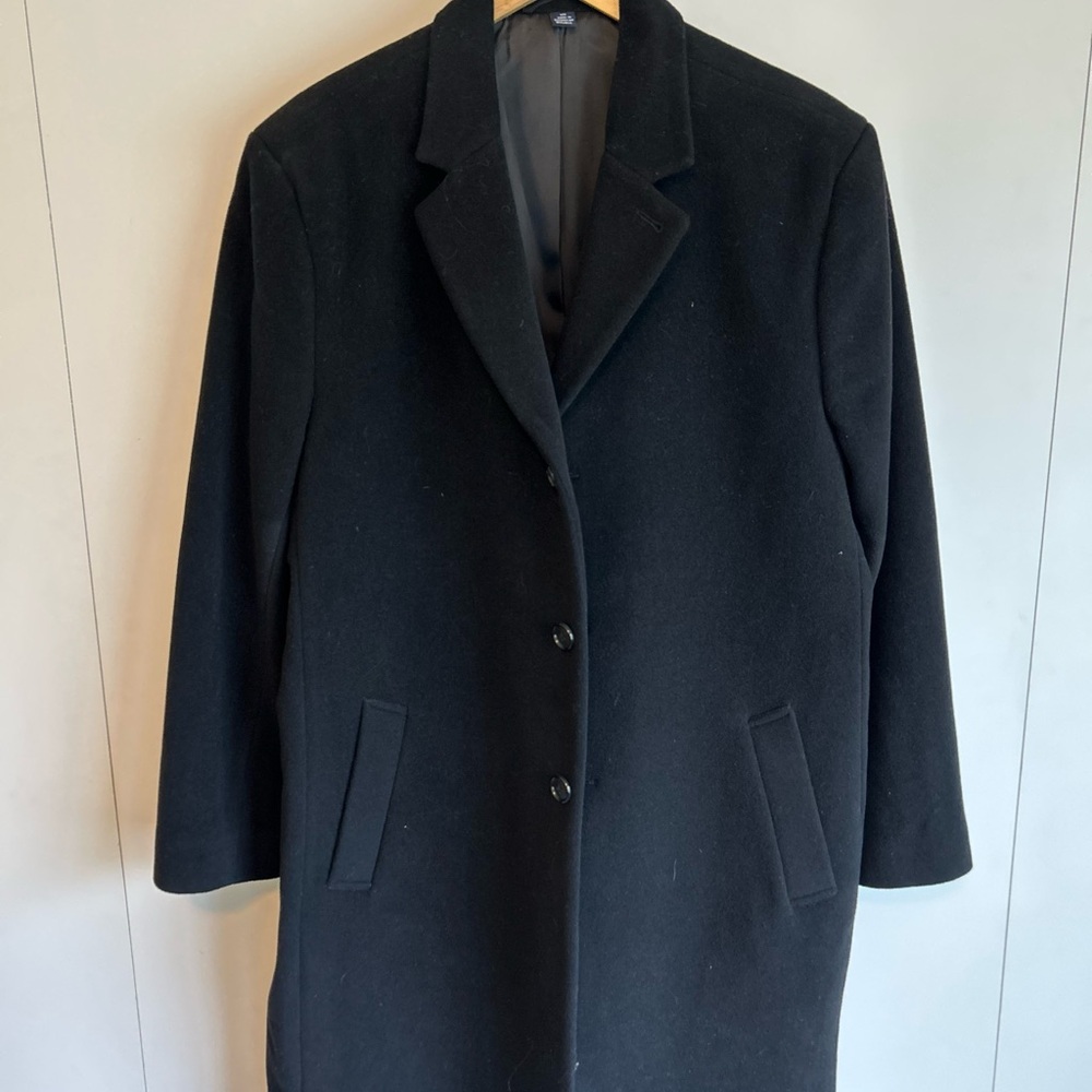 Classic Black Hathaway Wool and Cashmere Winter Coat for Men